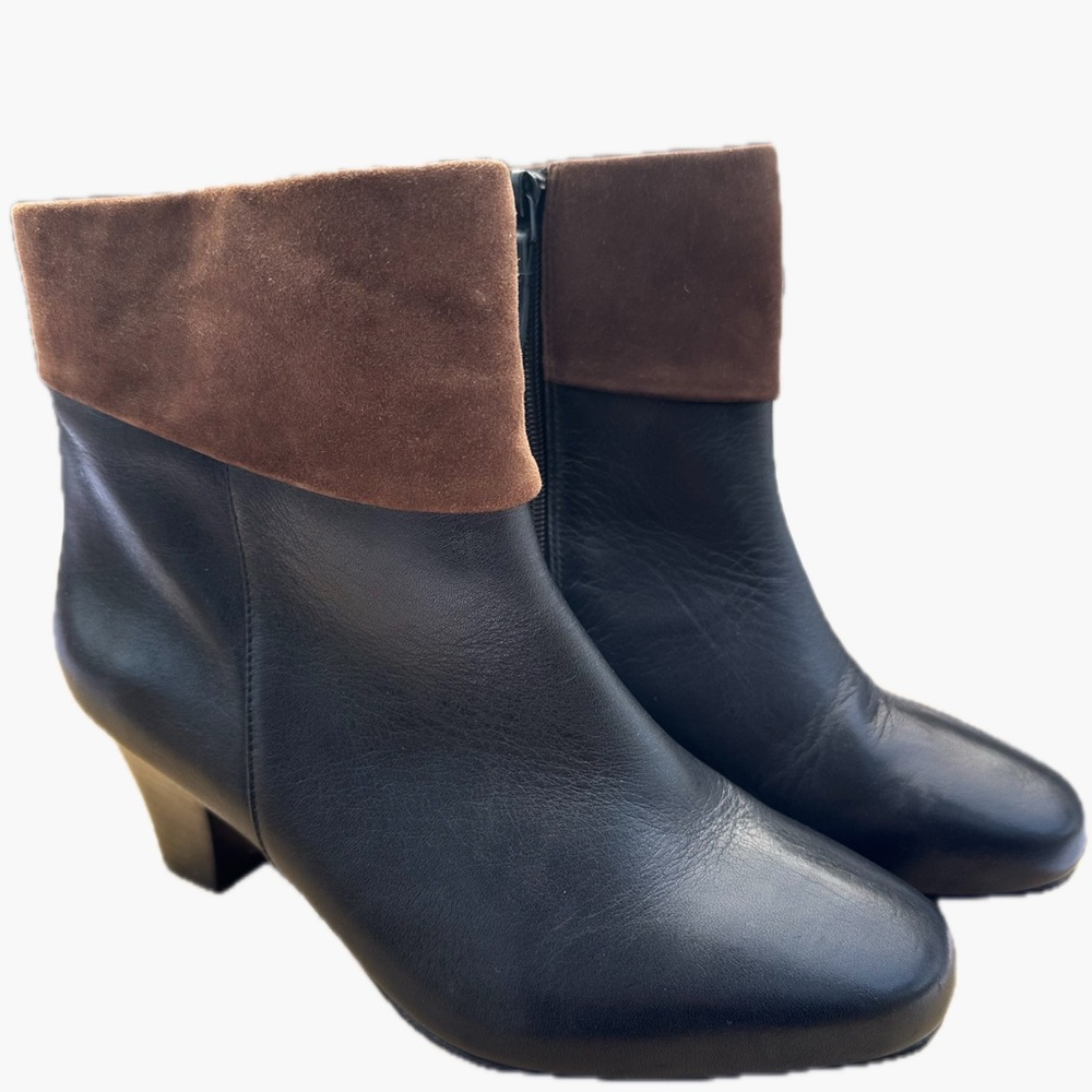 Ros Hommerson Women’s Ankle Boots Black Leather Brown Suede Cuff 6.5 WW